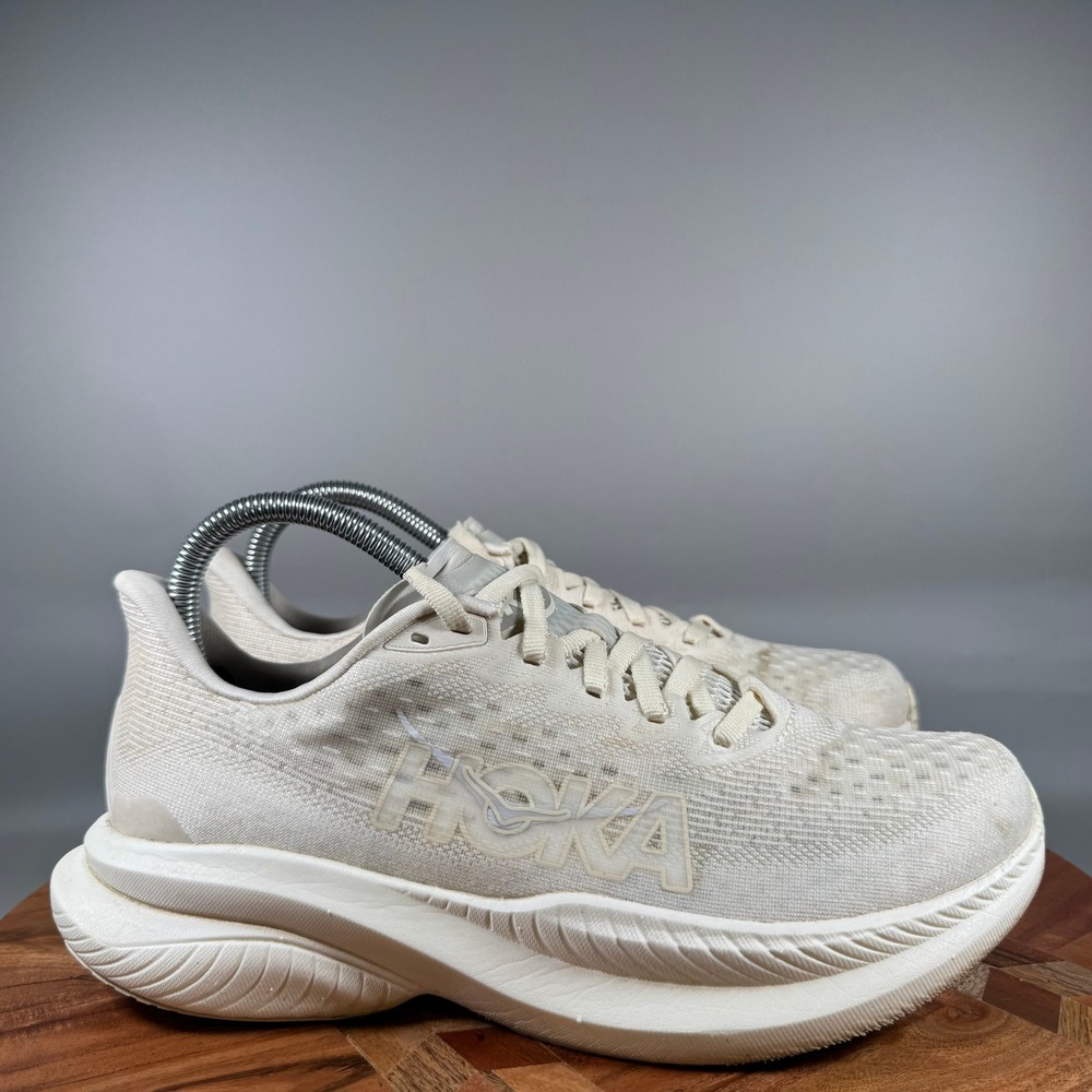 Hoka Mach 6 Womens 7.5 Running Shoes Oat Milk Champagne 1147810 AMC